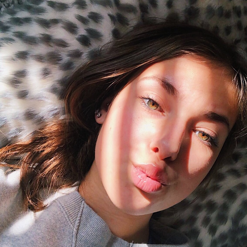 Meet your Posher, Alissa